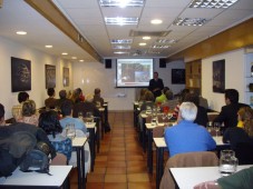 Elige nuestro Curso Preliminar de Cata de Vinos en Barcelona y sorpréndelo/a con una experiencia diferente