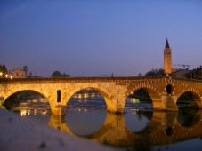 Italia : Guía Interactiva de Verona