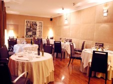 Degusta una cena Romántica para dos en Madrid