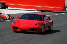 Regalo niños - Copilotaje en Circuito con Ferrari o Lamborghini