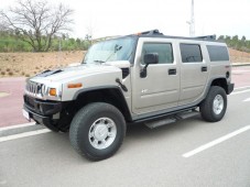 Conducir un Hummer H2 Luxury media hora en Sant Cugat del Vallès (Barcelona)