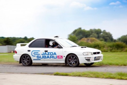 Subaru Impreza STI Wrocław tor rakietowa 15 okrążeń toru