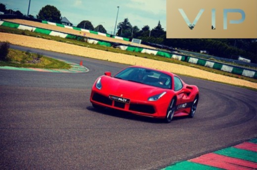 Pack VIP Conducir en un Ferrari 488 - 5 vueltas en circuito largo