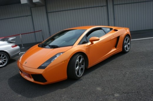 Regalo niños - Copilotaje en Circuito con Ferrari o Lamborghini