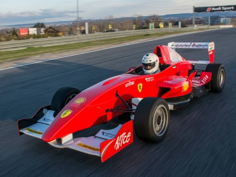 Conducir un Fórmula 3 Ferrari - 1 o 2 vueltas en circuito