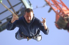 Bungee Jumping + Pendulo (25m)