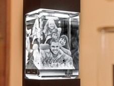 Adoquín de cristal 3D Personalizado |110x75x65mm
