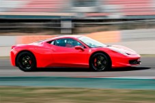 Conducir un Ferrari 458 Italia en circuito