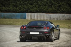 Drive a Ferrari F430 in Circuit of Braga 4 Laps