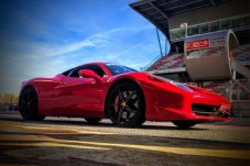 Conducir un Ferrari 458 Italia 1 vuelta - En circuito