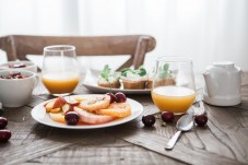 DESAYUNO INCLUIDO