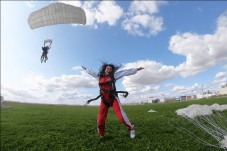 Salto en Paracaídas y Vuelo de 45 Minutos