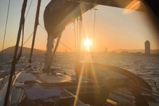 Paseo Romantico en Velero en Barcelona