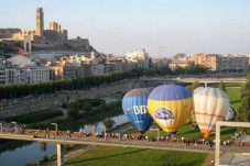 Paseo en Globo por Cataluña para 2 adultos + 1 niño (de 5 a 10 años)