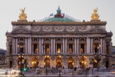 Big Bus Paris: Visite guidée Hop-on Hop-off (48h) + Croisière sur la Seine pour 2- Paris (75)