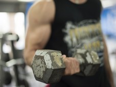 4 Ingressi Gym per una persona & soggiorno 1 notte