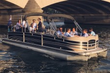 Bateau Privatisé pour pour Célébrations : EVG, EVJF et Anniversaire - Paris (75)
