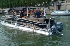 Bateau Privatisé pour pour Célébrations : EVG, EVJF et Anniversaire - Paris (75)