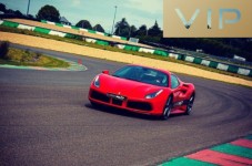 Pack VIP Conducir en un Ferrari 488 en circuito - 5 vueltas