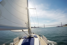 Velero Privado en Lisboa para hasta 12 personas