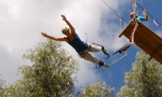 Bungee Jumping + Pendulo (25m)