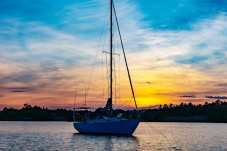 Románticas Vacaciones en Velero en Pareja