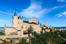 Excursión a Ávila y Segovia desde Madrid + Almuerzo