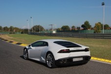 Conducir un Lamborghini Huracan - 3 o 6 vueltas en circuito