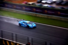 Giro in pista su una Legends Cars & soggiorno 1 notte