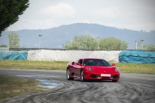 Drive a Ferrari F430 in Circuit of Braga 4 Laps