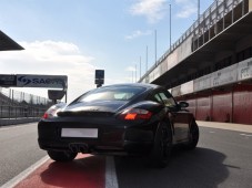 Conducir un Porsche en circuito