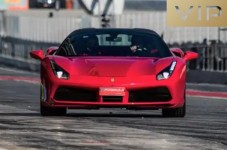 Pack VIP Conducir en un Ferrari 488 en circuito - 7 vueltas