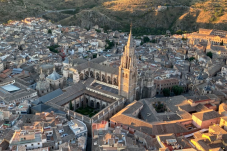 Vuelo en globo por Toledo con vistas Alcazar y Rio Tajo