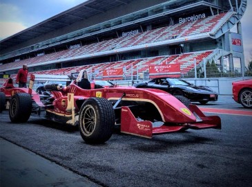 Conducir un Fórmula 3 en el circuito de Cheste